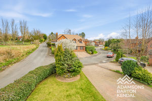 Photo 25- click for photo gallery